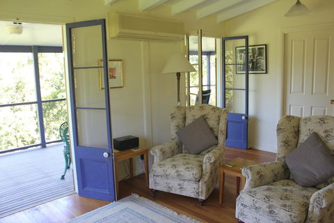 Glocca Morra Cottage - Holiday Find 1