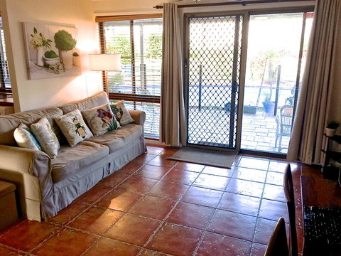 Great For Families.Pool & Kitchen - Holiday Find 2