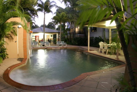 Grosvenor In Cairns - Holiday Find 1