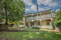 Book Ashgrove Accommodation Vacations Holiday Find Holiday Find