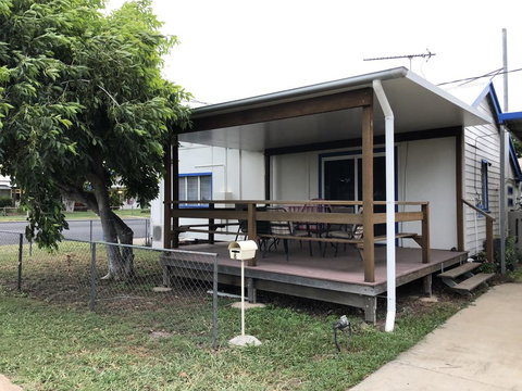 Gumby Gumby Cottage - Holiday Find 1