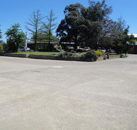 Hamilton Hume Motor Inn - Holiday Find