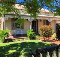 Hansen Street Retreat - Holiday Find
