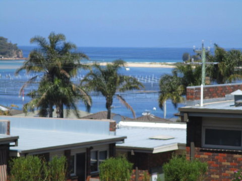 Harbour Lights Holiday Units - Holiday Find 1