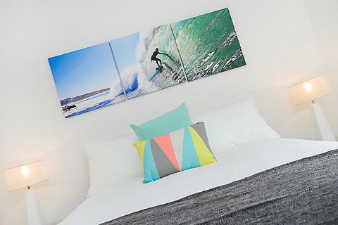 Hi 5 Luxury Holiday Apartments - Holiday Find 2