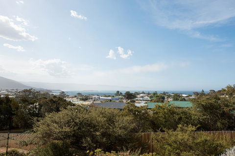 Hilltop Haven - Holiday Find 2