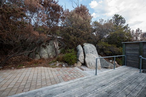 Hilltop Haven - Holiday Find 3