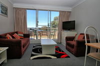 Horizons 213/10 Kosciuszko Road