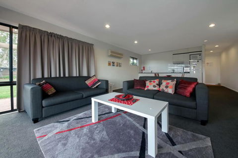 Horizons Golf Club, Villa 107 - Holiday Find 0