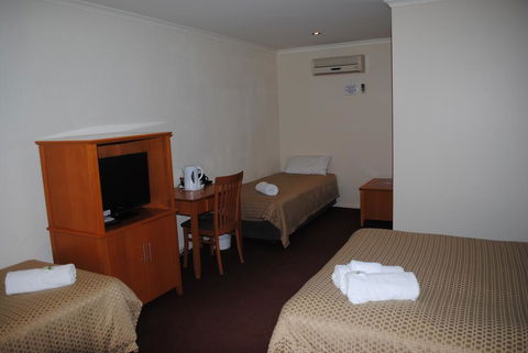 Horse & Jockey Hotel Motel - Holiday Find 2