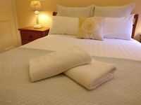 Book Castlemaine Accommodation Vacations Holiday Find Holiday Find