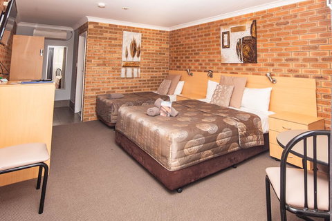 Jumbuck Motor Inn - Holiday Find 2