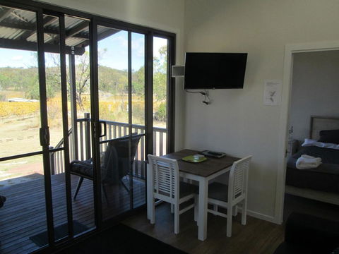 Just Red Wines Cabins - Holiday Find 1