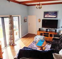 JUST-4-YOU amazing sea views WIFI fullly air-conditioned king bed - Holiday Find