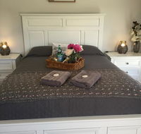 Kadi House Accommodation - Holiday Find