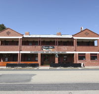 Kaneira Hotel - Holiday Find