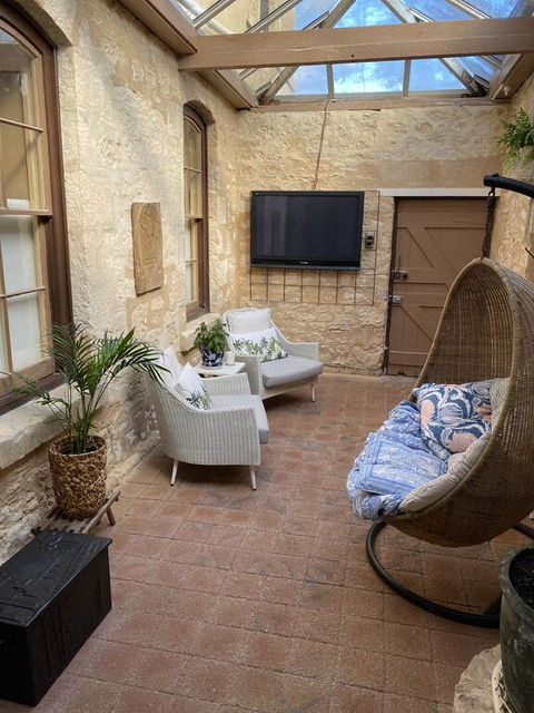 Karatta Beach Cottage - Holiday Find 3