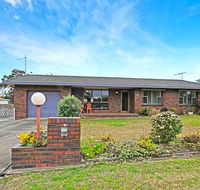 Kelly's Getaway  Culburra Beach - Holiday Find