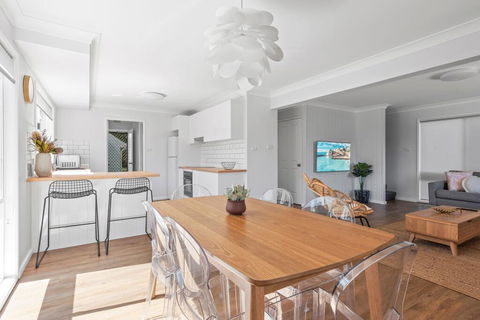 Kendall Cres 49 Burrill Lake - Holiday Find 3
