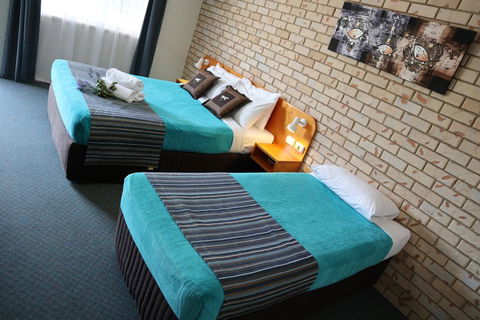 Kilcoy Gardens Motel - Holiday Find 0