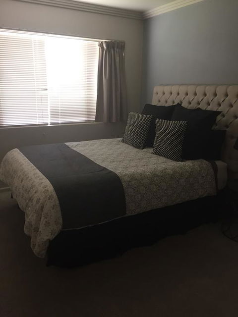 Kindred Lodge Apartments - Holiday Find 1