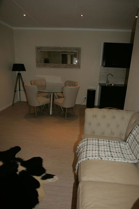 Kindred Lodge Apartments - Holiday Find 3