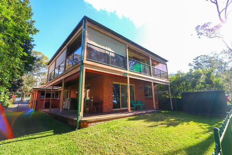 Kingfisher LakeHouse - Holiday Find 0