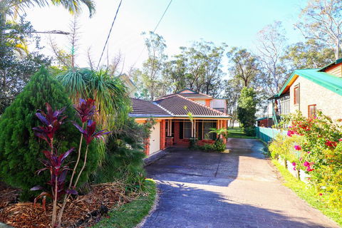 Kingfisher LakeHouse - Holiday Find 1