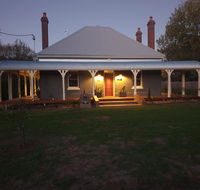 Kings Cottage Uralla - Holiday Find