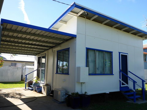 Kitches Cabin - Holiday Find 1