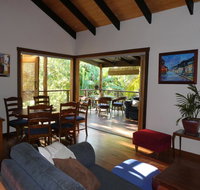 Kookaburra Cottage at Uralba Eco Cottages - Holiday Find