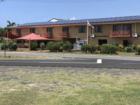 Kurrimine Beach Motel - Holiday Find 0