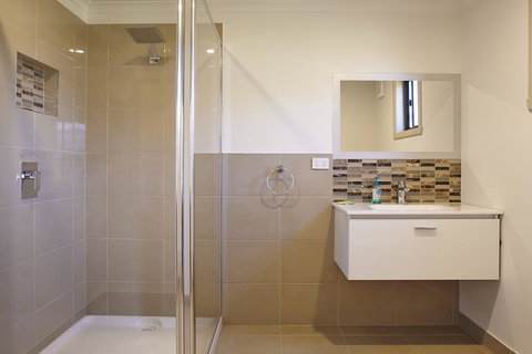 La Casa - Holiday Find 1