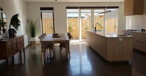 Laguna - Holiday Find 2