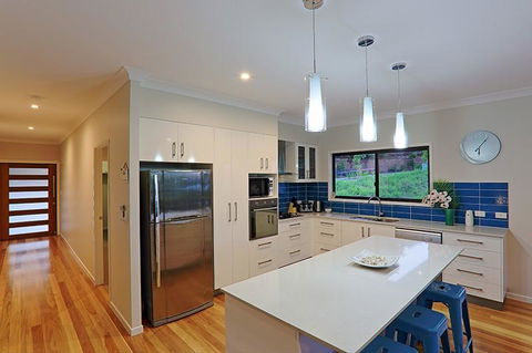 Laguna Views - Airlie Beach - Holiday Find 3