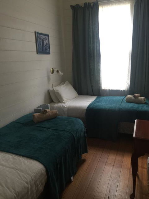 Lake Leake Inn - Holiday Find 2
