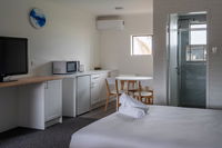 Book Windang Accommodation Vacations Holiday Find Holiday Find