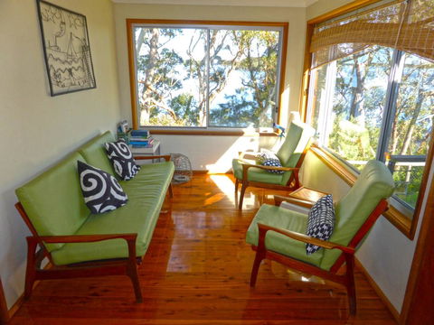 Lakeside Tranquility @ Culburra Beach - Holiday Find 2