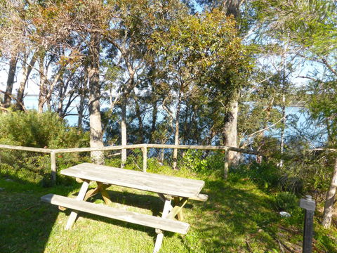 Lakeside Tranquility @ Culburra Beach - Holiday Find 1