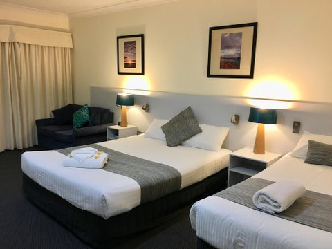 Lakeview Motor Inn - Holiday Find 0