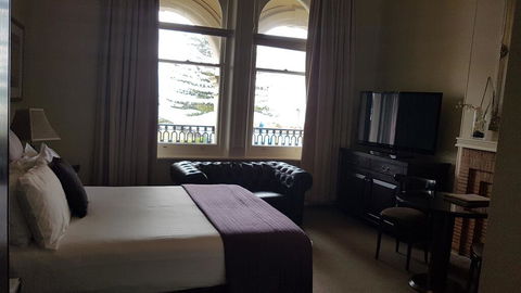 Largs Pier Hotel - Holiday Find 2