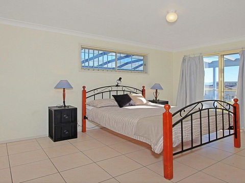 Le Vista - Panoramic Views Looking South - Holiday Find 2