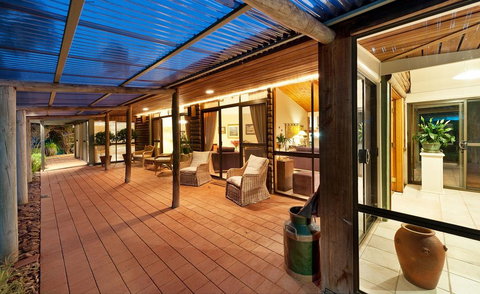 LeCamah Hill - Holiday Find 1