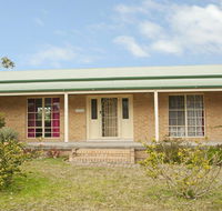 Life of Riley and Darcey - ideal for pets - Holiday Find