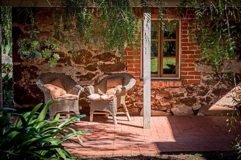 Lucy's Cottage - Holiday Find 3