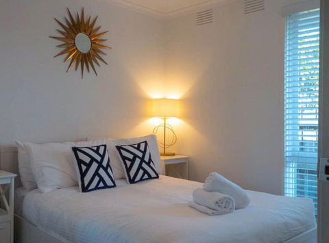 Luxurious Hampton Style 3 Bedroom House - Holiday Find 3