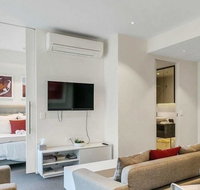 Luxury 2 bdrm in Watson at Walkerville with Balcony FREE carpark near Adelaide CBD - Holiday Find