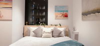 LUXURY KING APARTMENT PARRAMATTA CBD 1 MIN FROM STATION  WESTFIELD Sleeps 4
