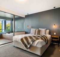 Luxury Spa Retreat with Ocean and Hinterland Views - Holiday Find