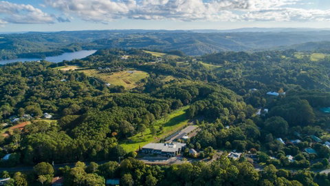 Luxury Spa Retreat With Ocean And Hinterland Views - Holiday Find 1